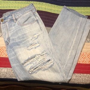 American Eagle tomgirl jeans size 14